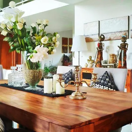 Domaine Les Causeries Bed & Breakfast Laguepie