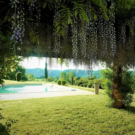 Domaine Les Causeries לינה וארוחת בוקר 4*