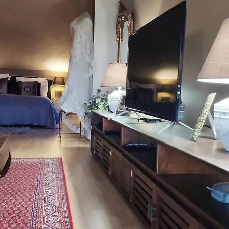 Domaine Les Causeries לינה וארוחת בוקר