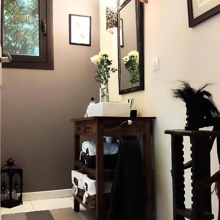 לינה וארוחת בוקר Domaine Les Causeries