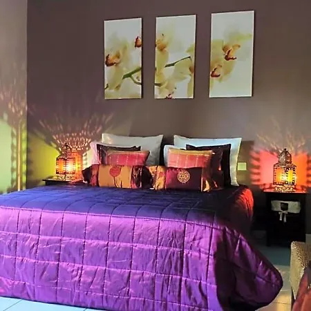 Bed & Breakfast Domaine Les Causeries 4*