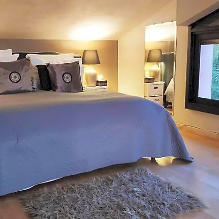 Domaine Les Causeries Bed & Breakfast Laguepie