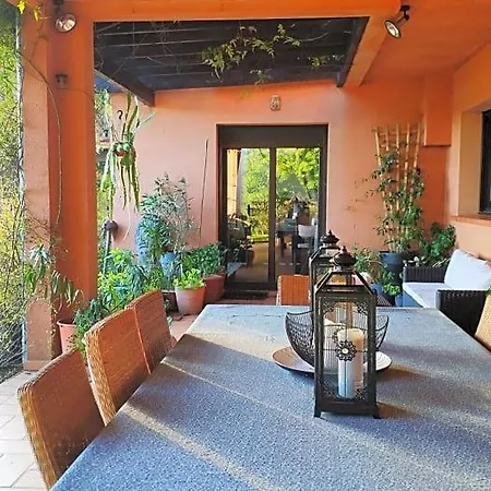 Domaine Les Causeries Bed & Breakfast 4*